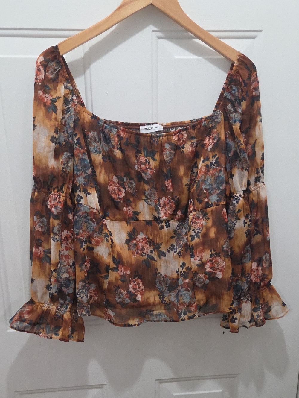 NWOT Brannan Off-Shoulder Peasant Top in Brown w/ Blue & Coral Flowers XXL